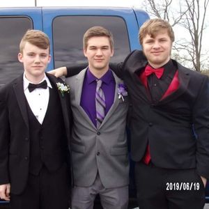 Meet your Posher, Hunter